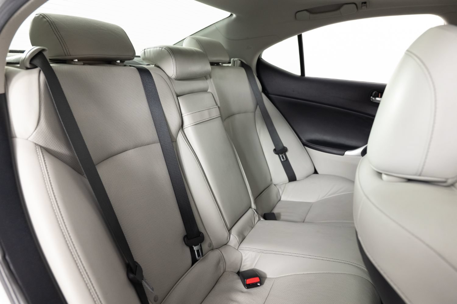 Used 2010 Lexus IS 250 w/ Premium Pkg Value Edition RWD image 23