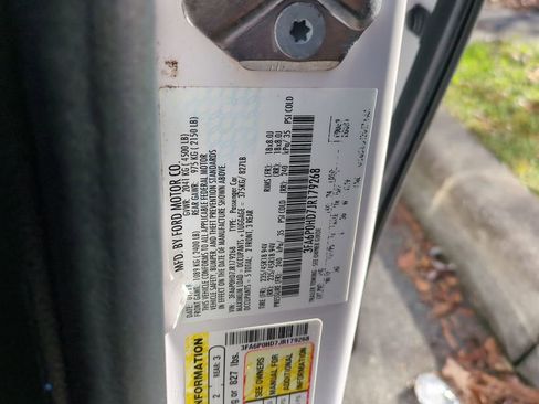 Used 2018 Ford Fusion SE w/ Equipment Group 201A image 29