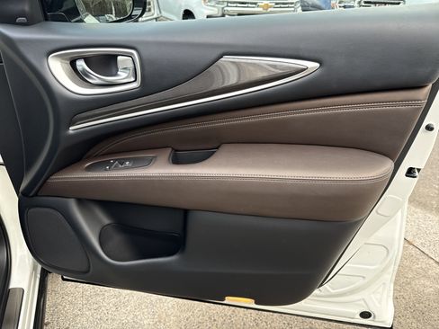 Used 2018 INFINITI QX60 FWD w/ Premium Plus Package image 15