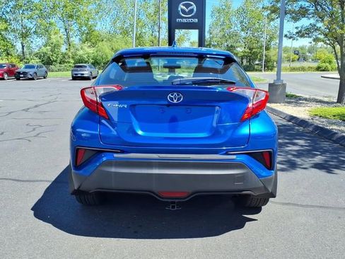Used 2018 Toyota C-HR XLE FWD image 6