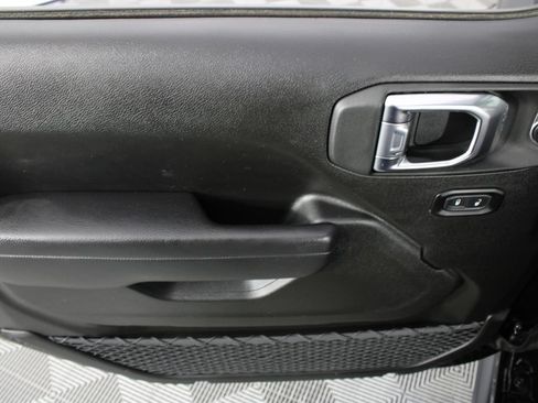 Used 2025 Jeep Wrangler Unlimited Sport S 4xe AWD/4WD image 13