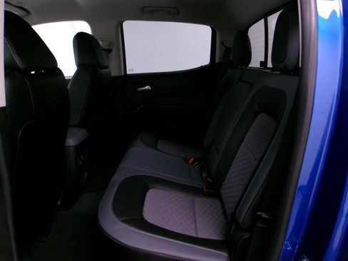 Used 2019 Chevrolet Colorado Z71 image 9