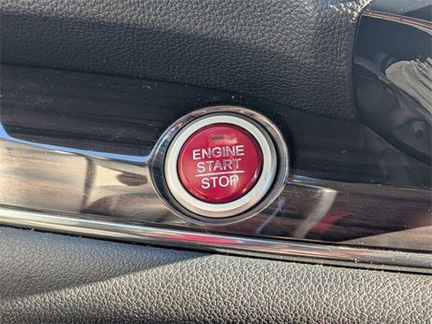 Used 2016 Honda CR-V Touring image 15