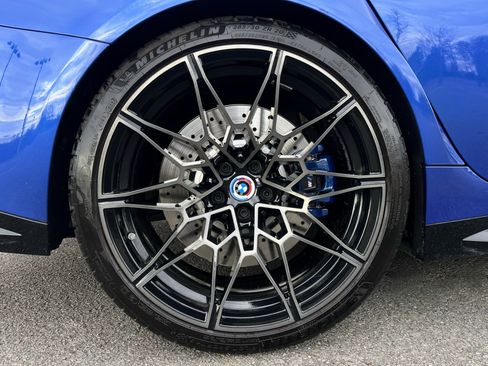 Used 2023 BMW M3 w/ Executive Package image 9