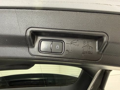 Used 2021 Ford Explorer Limited w/ Equipment Group 301A image 52