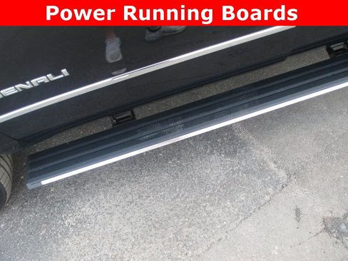 Used 2017 GMC Yukon Denali w/ Open Road Package image 12