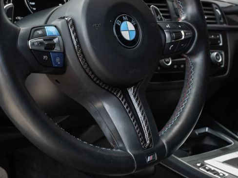 Used 2019 BMW M2 Competition w/ Executive Package RWD image 11