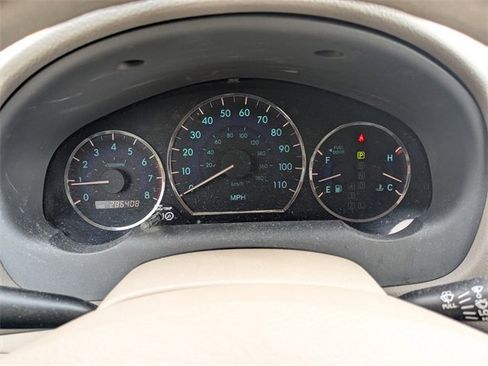 Used 2008 Toyota Sienna LE image 28