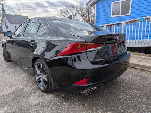 Used 2017 Lexus IS 300 AWD w/ Premium Package image 4
