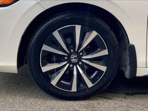 Used 2022 Honda Civic EX-L image 10