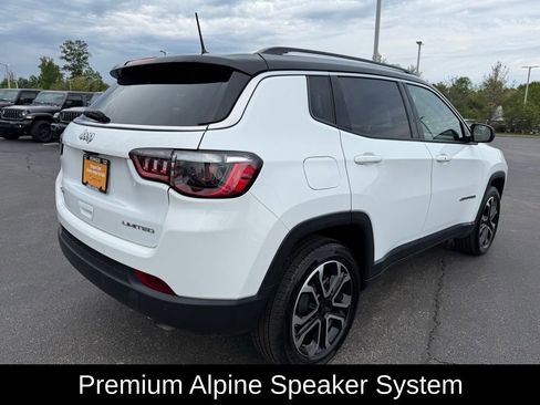 Certified 2022 Jeep Compass Limited w/ Sun and Sound Group AWD/4WD image 4
