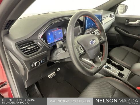 Used 2024 Ford Escape ST-Line w/ Tech Pack #1 image 31