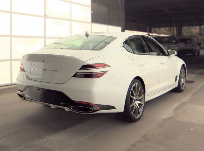 Used 2025 Genesis G70 2.5T RWD image 2