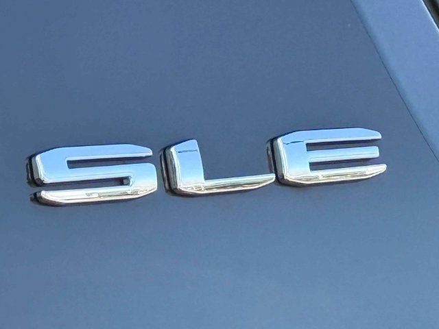 Used 2020 GMC Acadia SLE w/ Driver Convenience Package FWD image 13