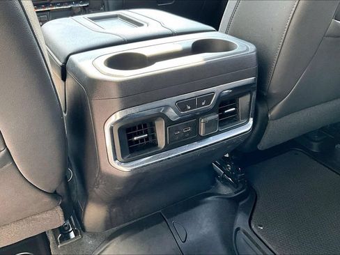 Used 2021 GMC Sierra 1500 AT4 w/ AT4 Premium Package AWD/4WD image 32
