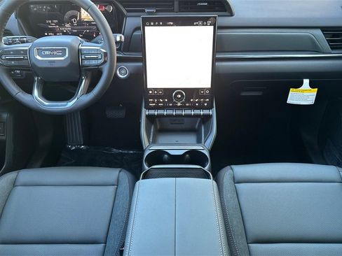 New 2026 GMC Terrain AT4 w/ Convenience Package III image 11