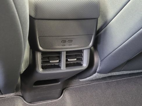 New 2026 Chevrolet Equinox LT w/ Convenience Package II image 13