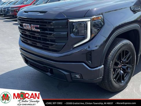 Certified 2025 GMC Sierra 1500 Elevation AWD/4WD image 9