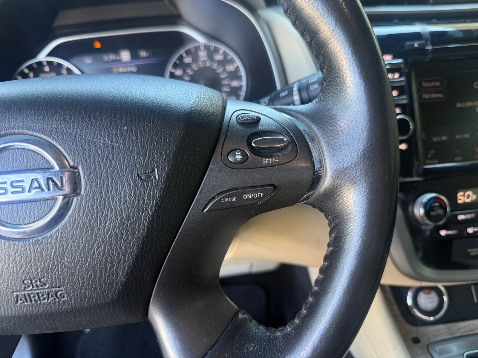 Used 2020 Nissan Murano SL w/ Moonroof Package FWD image 18
