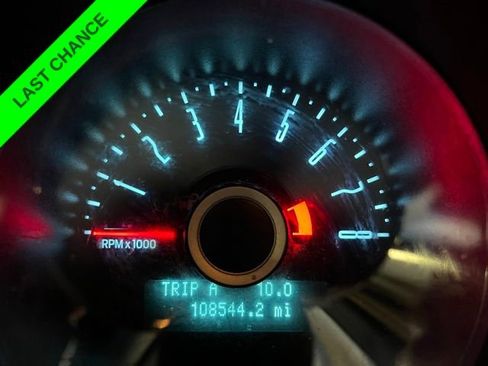 Used 2014 Ford Mustang Coupe RWD image 16