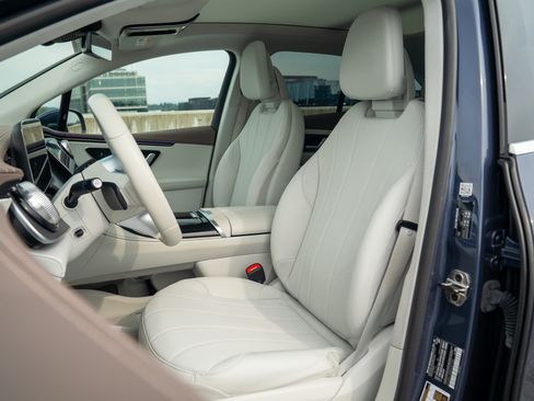 Certified 2023 Mercedes-Benz EQE 350+ 4MATIC SUV image 26