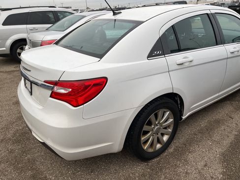 Used 2013 Chrysler 200 Touring image 15