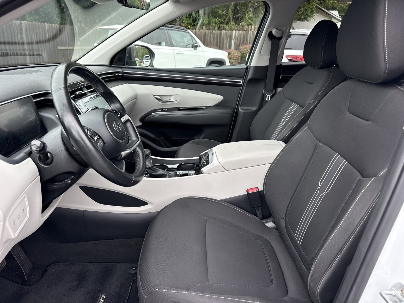 Used 2022 Hyundai Tucson SEL w/ Convenience Package FWD image 9