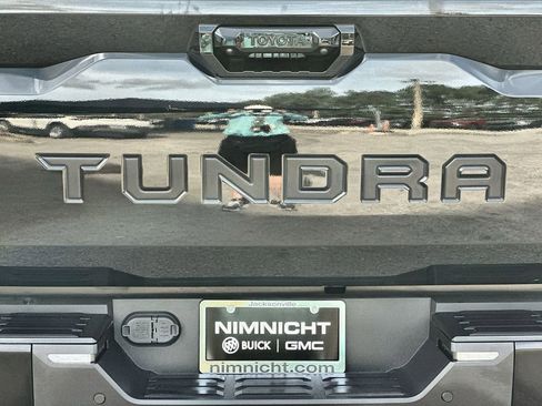 Used 2022 Toyota Tundra Platinum image 28