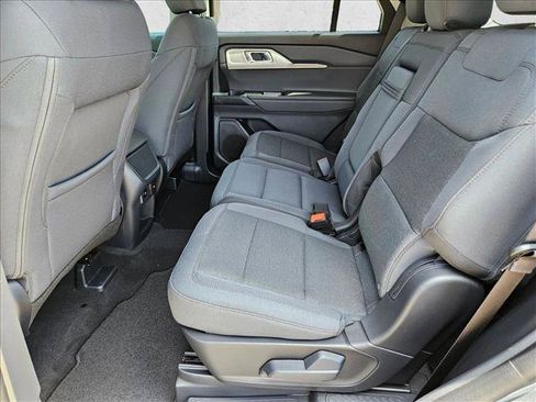 New 2026 Ford Explorer Active RWD image 16