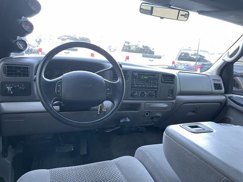 Used 2001 Ford F350 XLT image 10