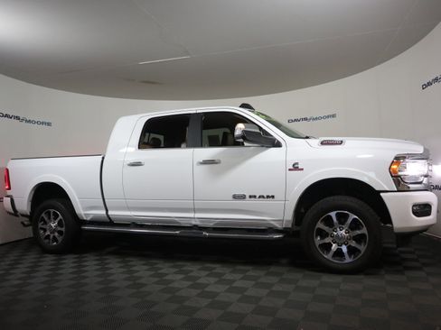 Used 2022 RAM 2500 Limited image 4