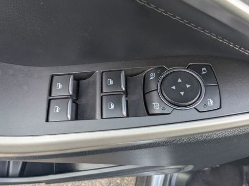 Used 2023 Ford Explorer Limited w/ Equipment Group 301A AWD/4WD image 9