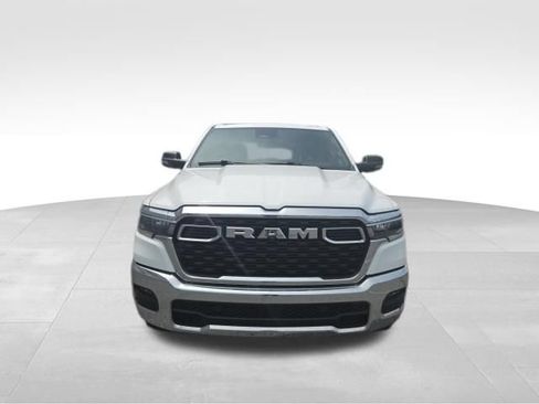 Used 2025 RAM 1500 Big Horn AWD/4WD image 9