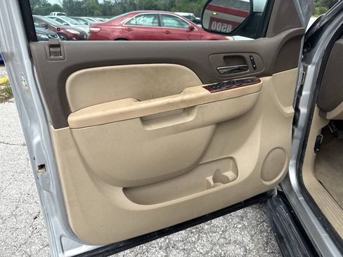 Used 2012 GMC Yukon SLT AWD/4WD image 18