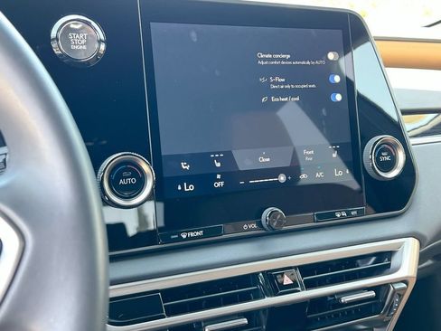 Certified 2025 Lexus RX 350 FWD w/ Technology Package image 17