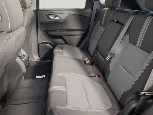 New 2025 Chevrolet Blazer LT w/ Convenience Package image 15
