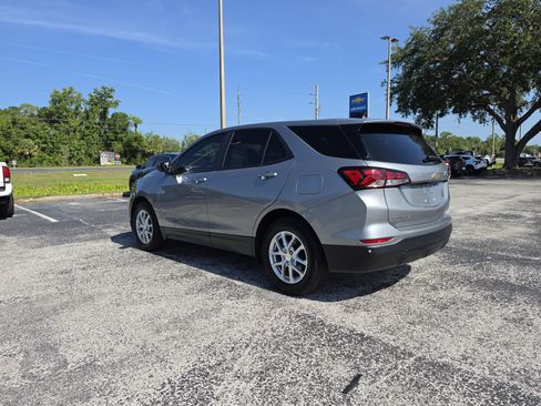 Used 2024 Chevrolet Equinox LS w/ LS Convenience Package FWD image 7
