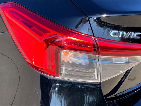 Used 2022 Honda Civic Sport image 26