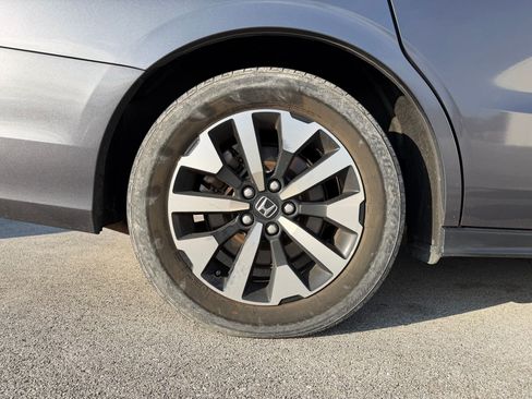 Used 2025 Honda Odyssey EX-L image 8