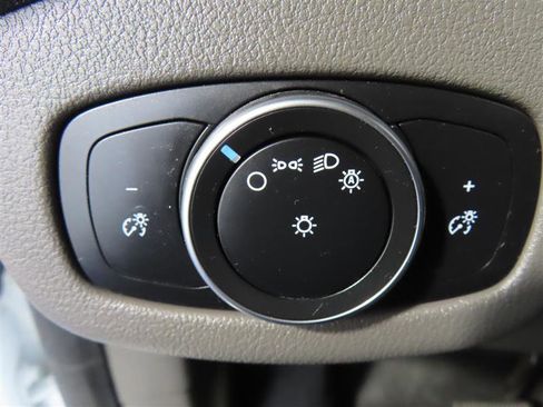 Used 2020 Ford Transit Connect XL image 18