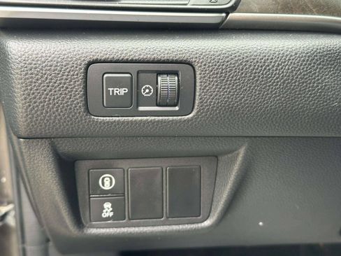 Used 2018 Honda Accord EX-L image 24