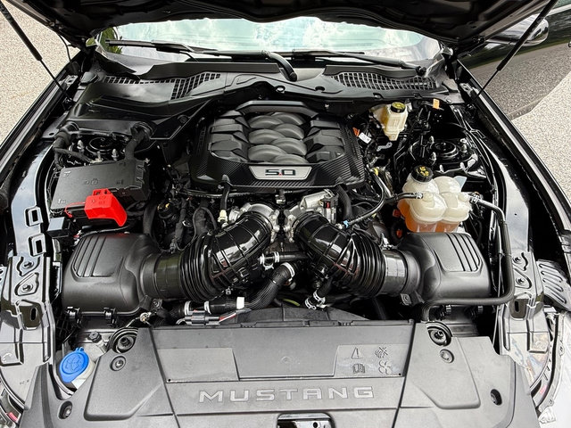 Used 2024 Ford Mustang GT Premium RWD image 9