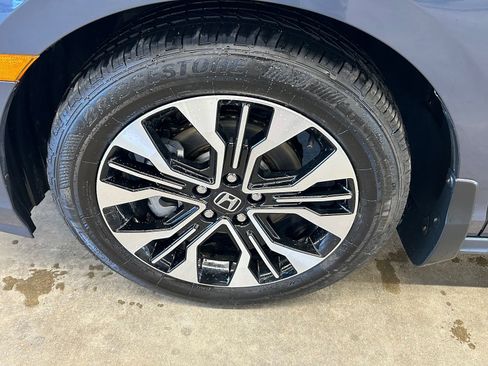 Certified 2025 Honda Odyssey Elite image 8