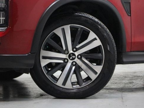 Used 2023 Mitsubishi Outlander Sport ES image 3