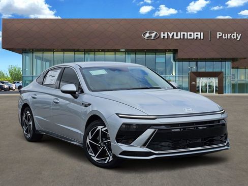 New 2026 Hyundai Sonata SEL FWD image 1