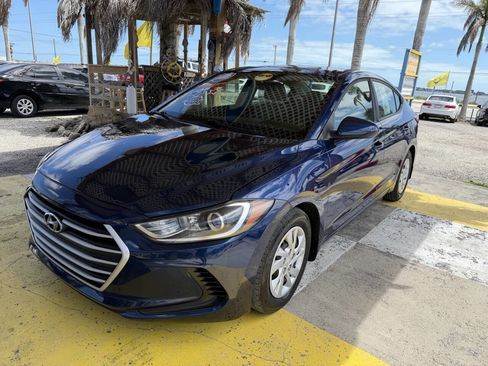 Used 2018 Hyundai Elantra SE w/ SE Connectivity Package 04 image 1
