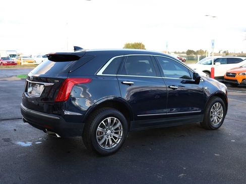 Used 2017 Cadillac XT5 Luxury w/ Driver Awareness Package image 6