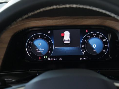 Certified 2026 Volkswagen Atlas SE FWD image 14