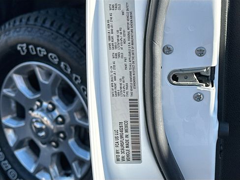 Used 2024 RAM 2500 Laramie w/ Safety Group image 12