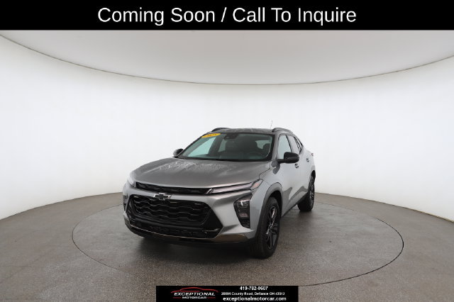 Used 2025 Chevrolet Trax ACTIV w/ Driver Confidence Package FWD image 1